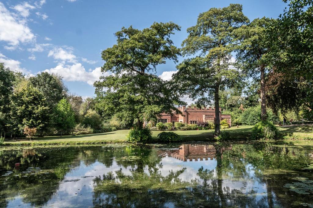 new-hall-hotel-spa-north-birmingham-spa-hotels-midlands-4 New Hall Hotel & Spa, North Birmingham Garden